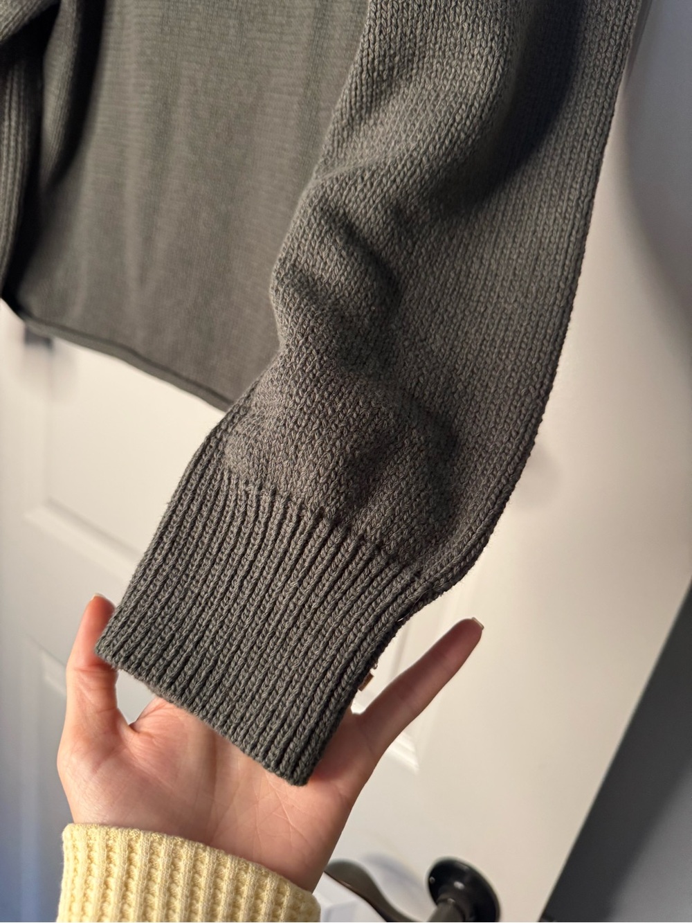 NWT Free People Torres Turtleneck Sweatshirt in Army - Picture 9 of 11